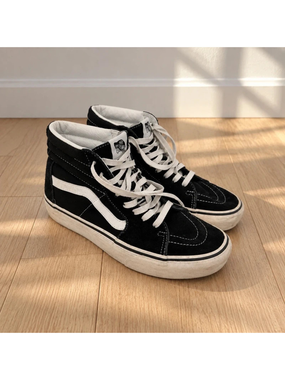 Vans Sk8-Hi Black White Suede High Top Sneakers Men’s 6 Women’s 7.5